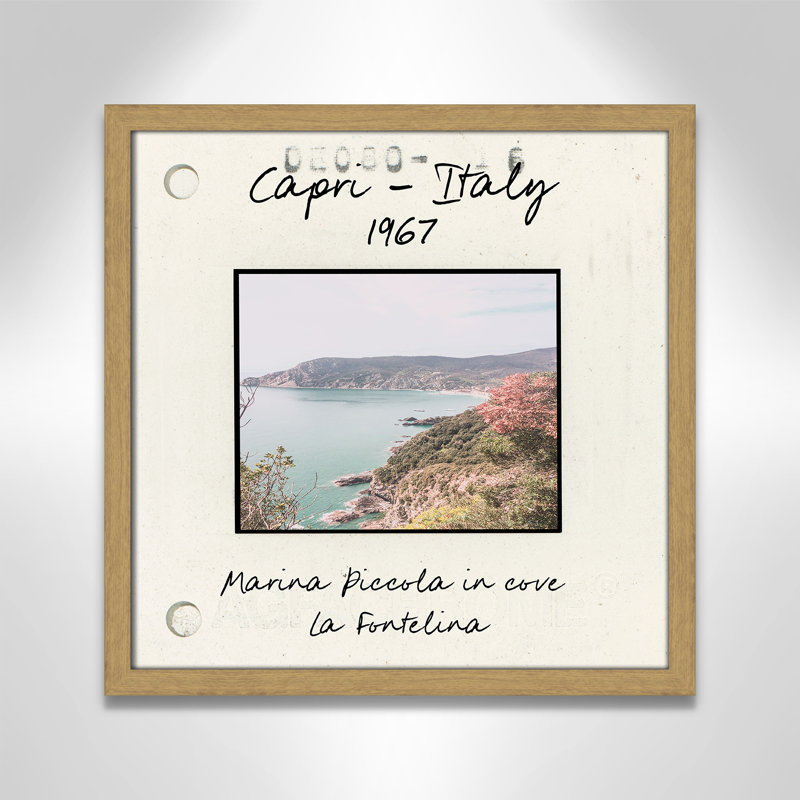 Capri Italie - Marina Picolla dans La Fontalina, par Susan Jill, H 17 po x l 17 po x P 0,75 po