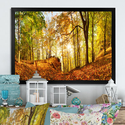 «Mountain Forest In The Sunset», reproduction sur toile flottante