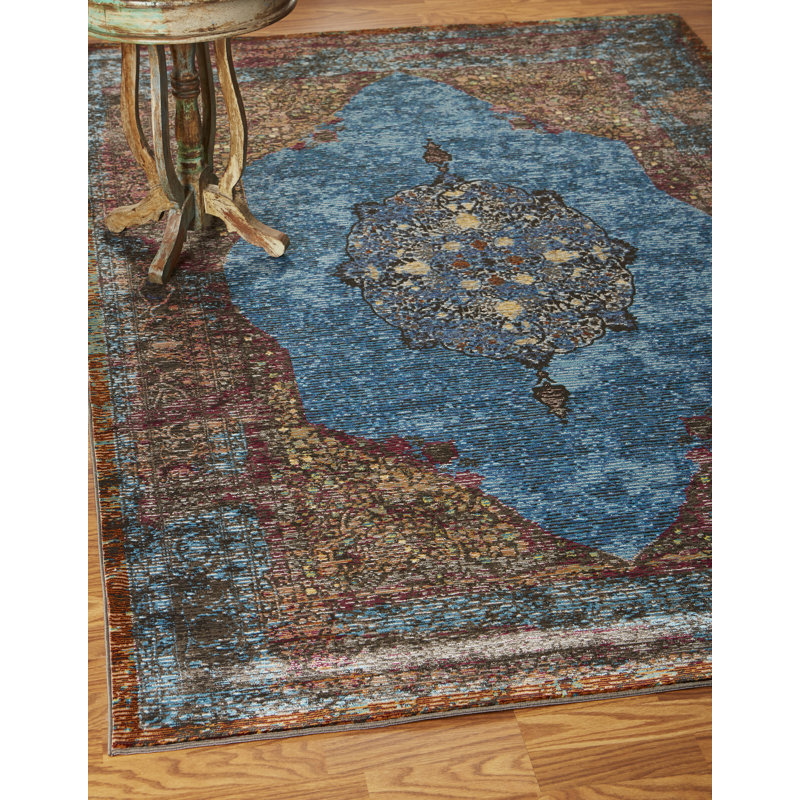 Eini Oriental Indoor Rug, Rectangle 5' x 8'