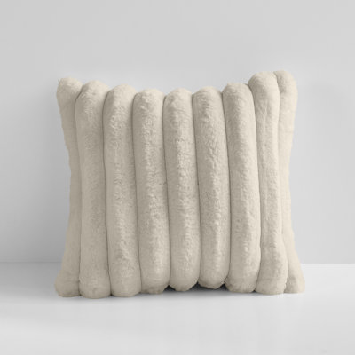  Faux Fur Pillow Cover & Insert