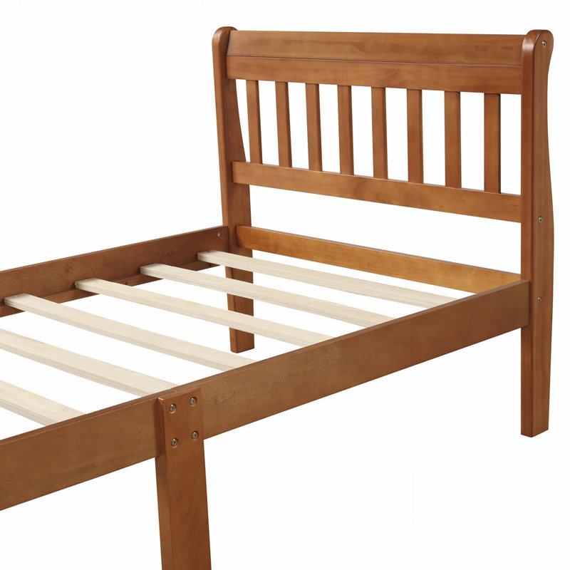 Lit simple en bois, Noyer