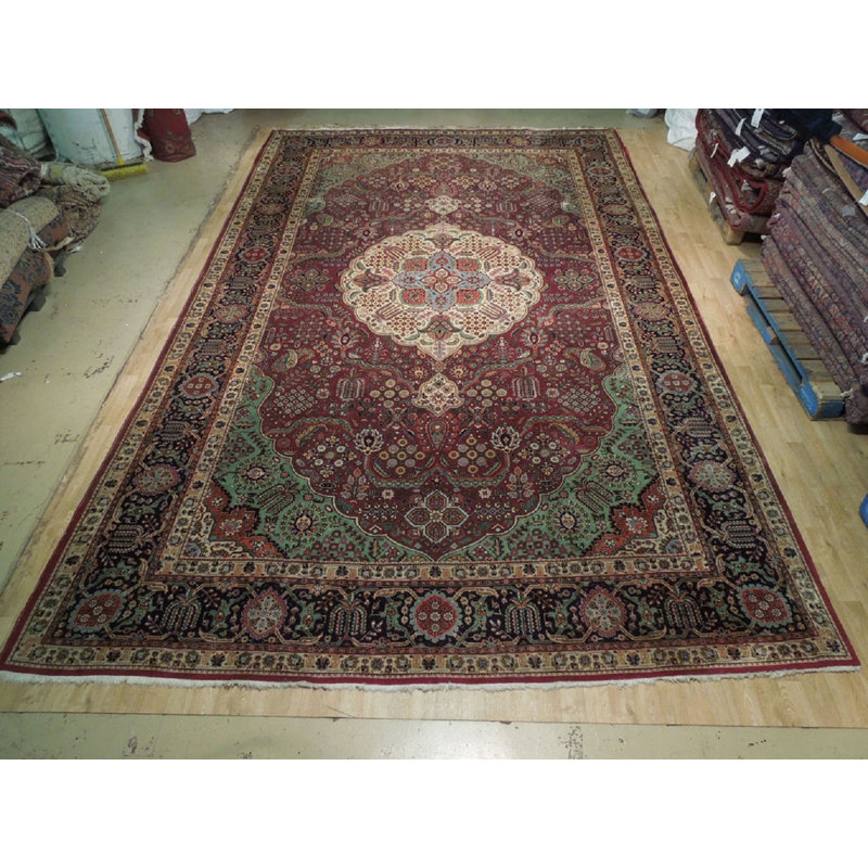 Tapis rectangulaire en laine 10 pi x 16 pi