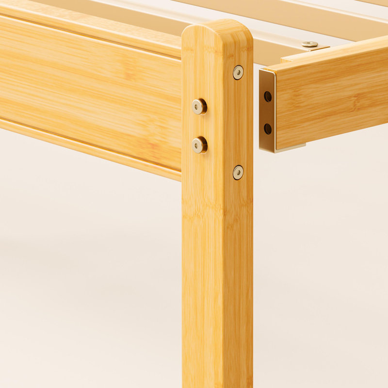 Lit plateforme en bambou et métal Gerrita avec tête de lit intégrée, Très grand simple, Jaune