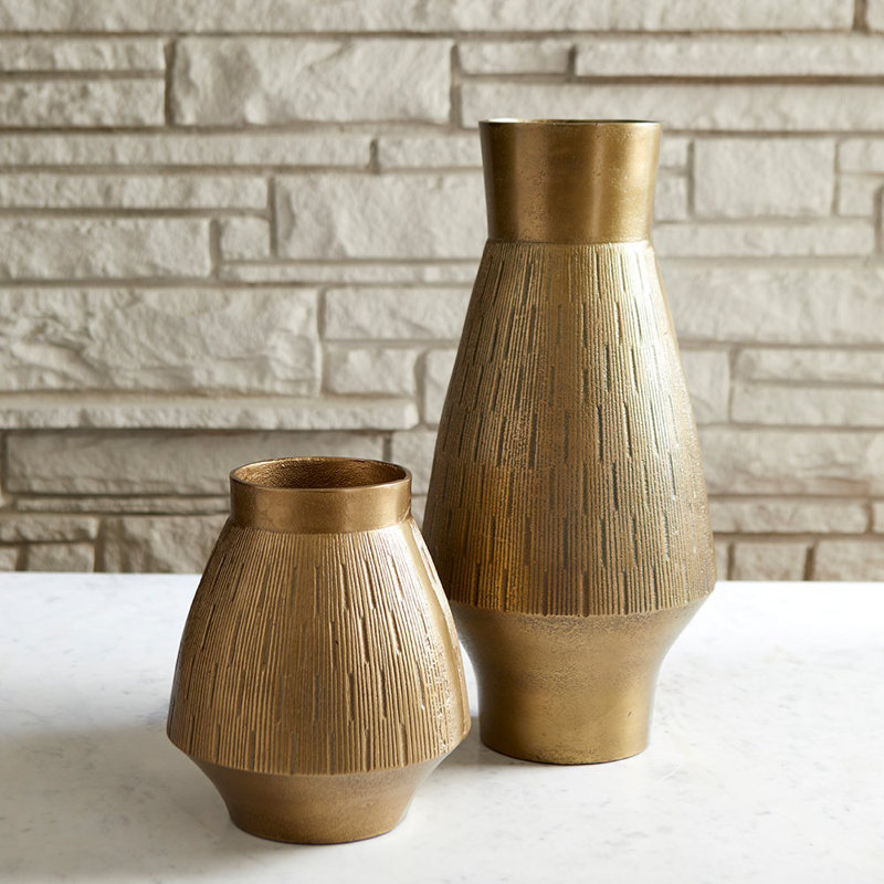 Dorado Handmade Aluminum Table Vase