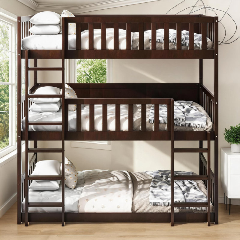 Cadre de lit superposé détachable riche en bois d'hévéa brun riche, simple sur simple sur simple, avec échelles et garde-corps, idéal pour les chambres partagées, design contemporain
