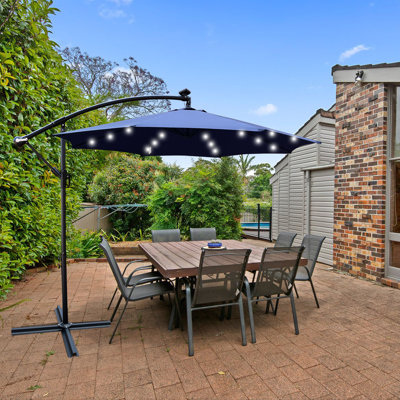 Parasol lumineux en porte-à-faux 10 pi Creasey