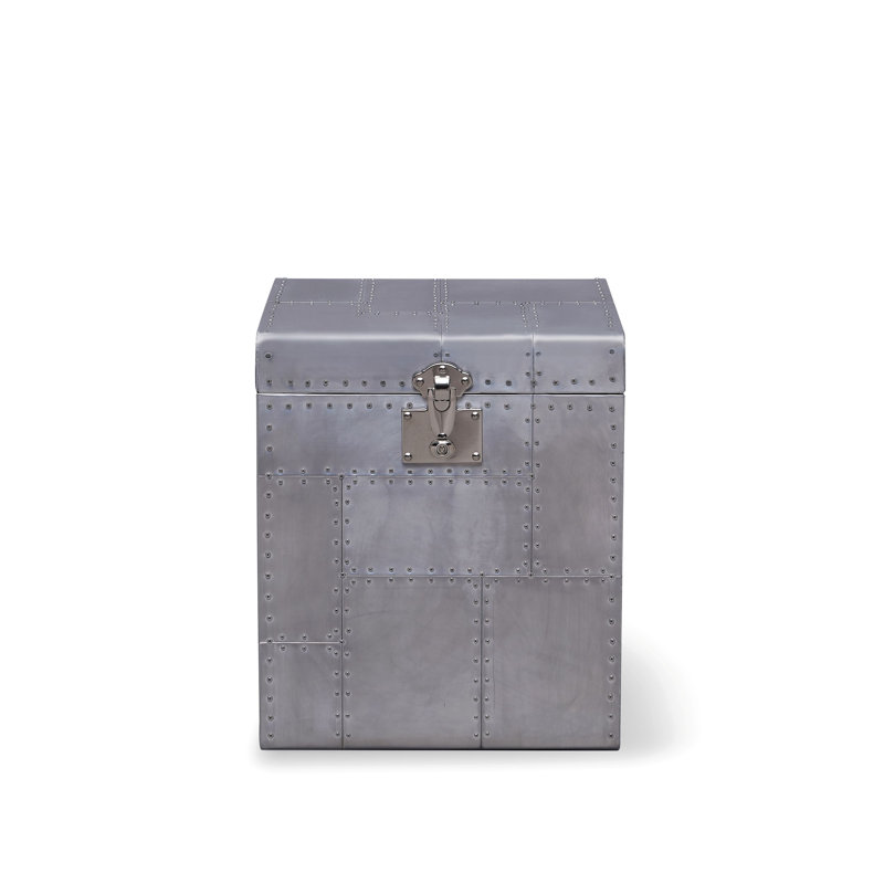 Elio Metal Trunk / End Table