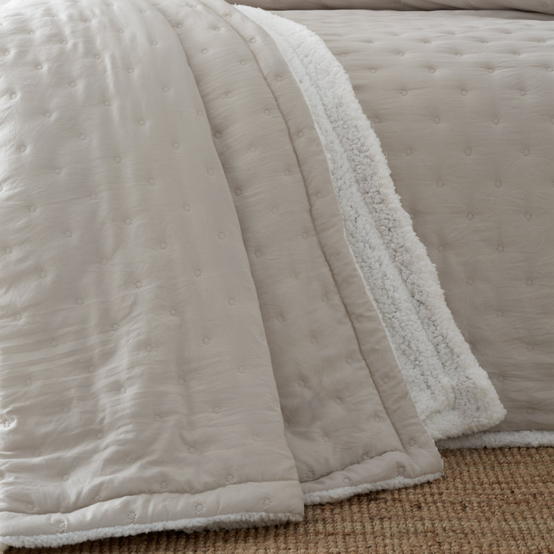 Cosy Nori Soft Sherpa Bedspread, Cream