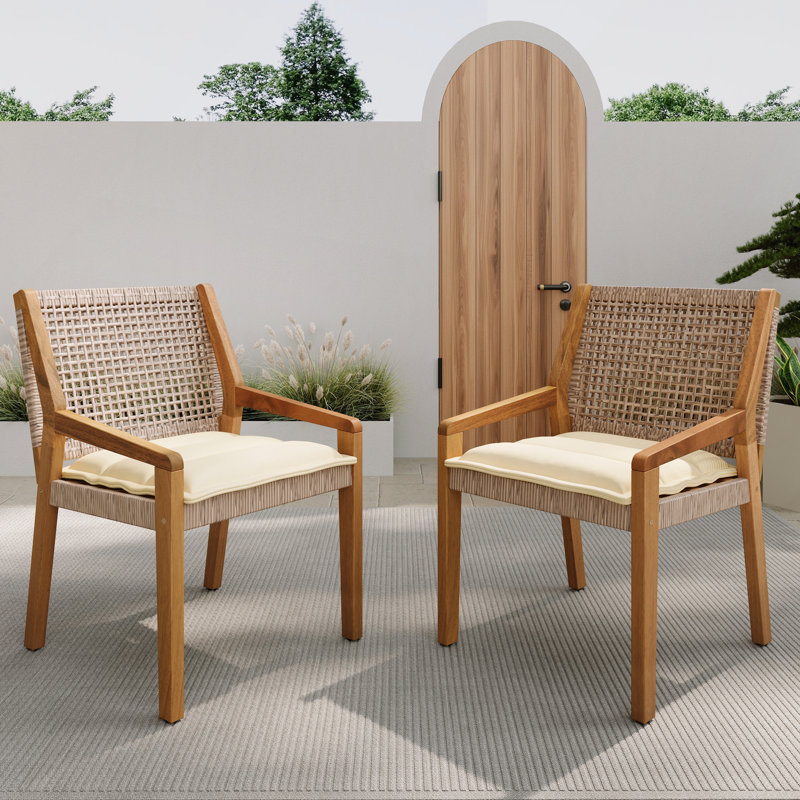 Ensemble de 2 chaises d'extérieur durables en bois d'acacia et en osier avec coussins crème