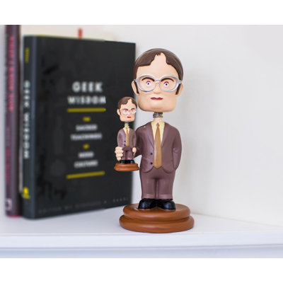 Eskarne Entertainment Figurines & Sculptures