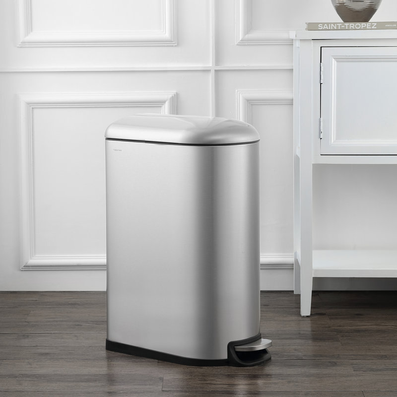 Poubelle à pédale en acier Roland, 2,64 gallons, Chrome