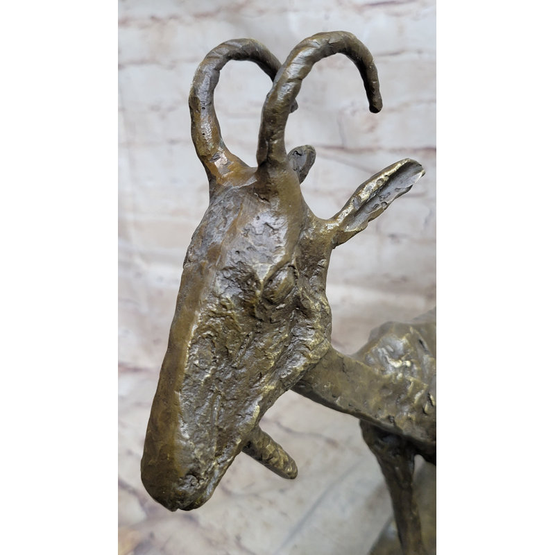 Pablo Picasso, chèvre (1952), statue en bronze