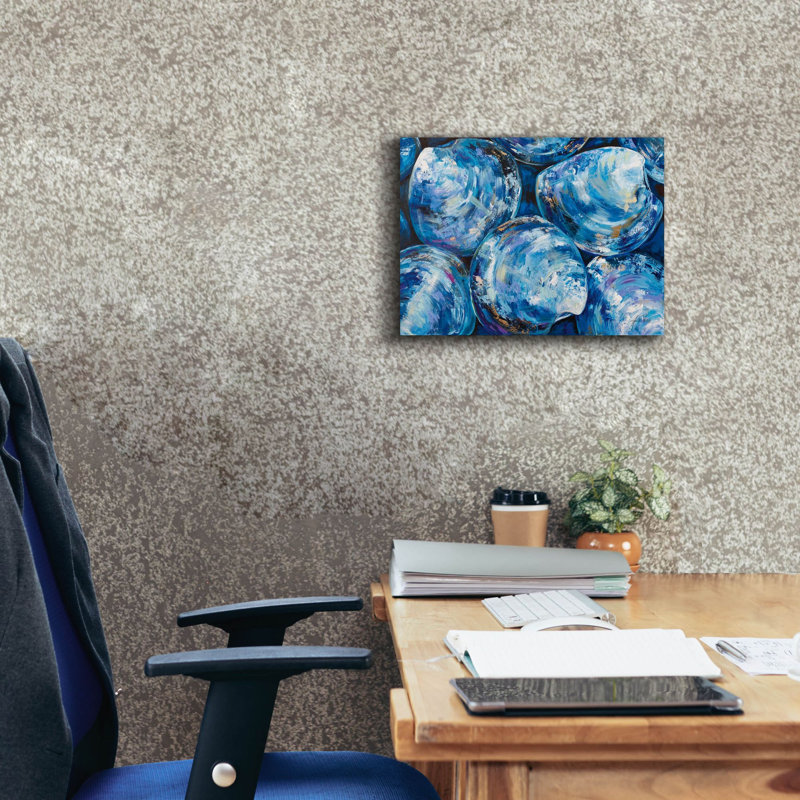 «Group Of Quahogs» par Jeanette Vertentes, art mural sur toile, H 12 po x l 16 po x P 0,75 po