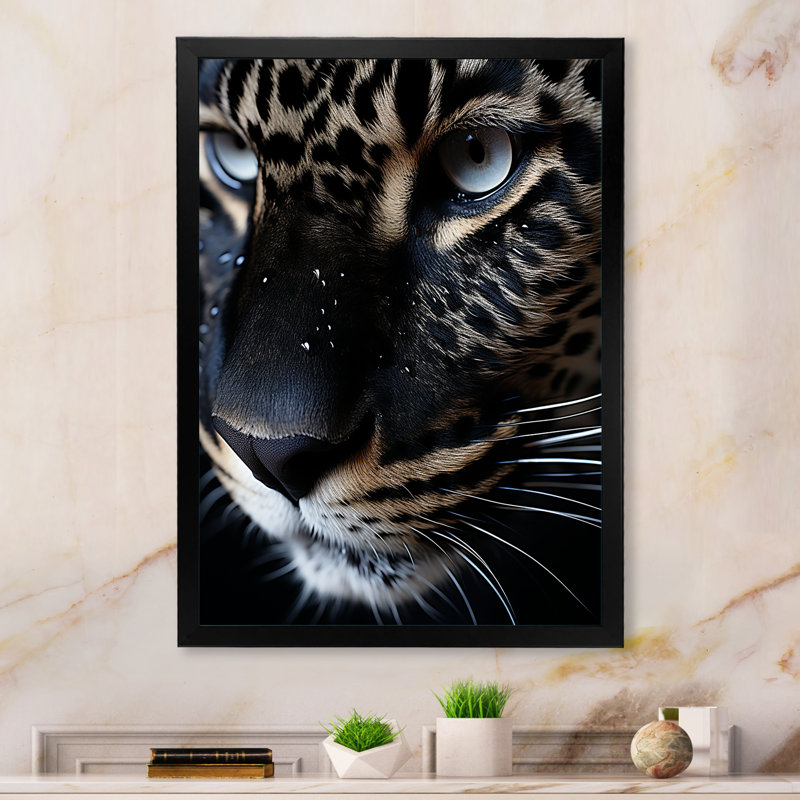 Panthère contrastante I, reproduction sur toile, Cadre photo noir, H 44 po x l 34 po x P 1,5 po