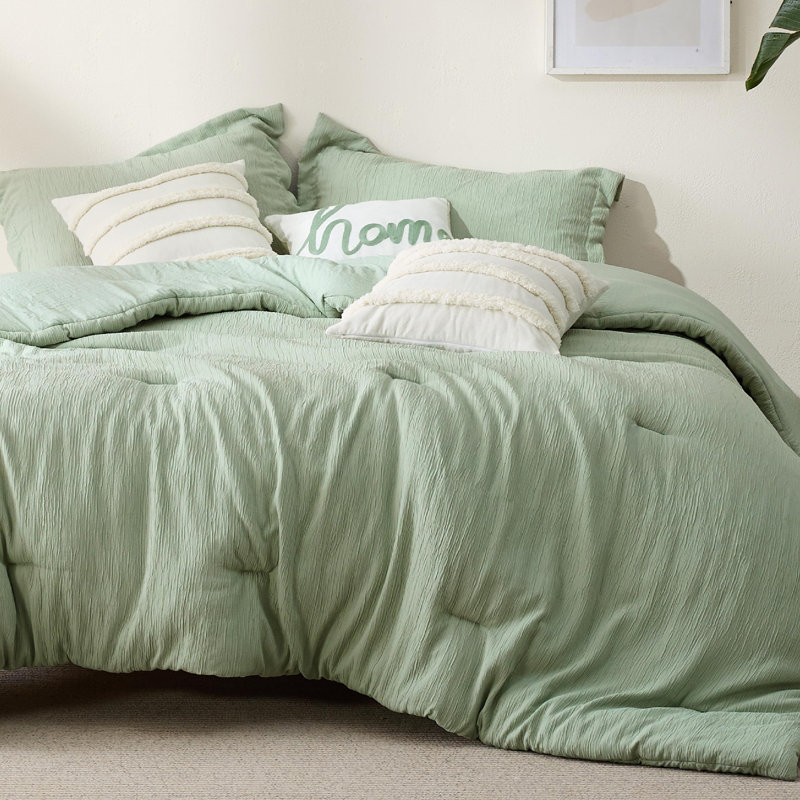 Bedsure Tufted Pattern Design Bed In A Bag, Queen Comforter + 5 Additional Pieces, Sage Green