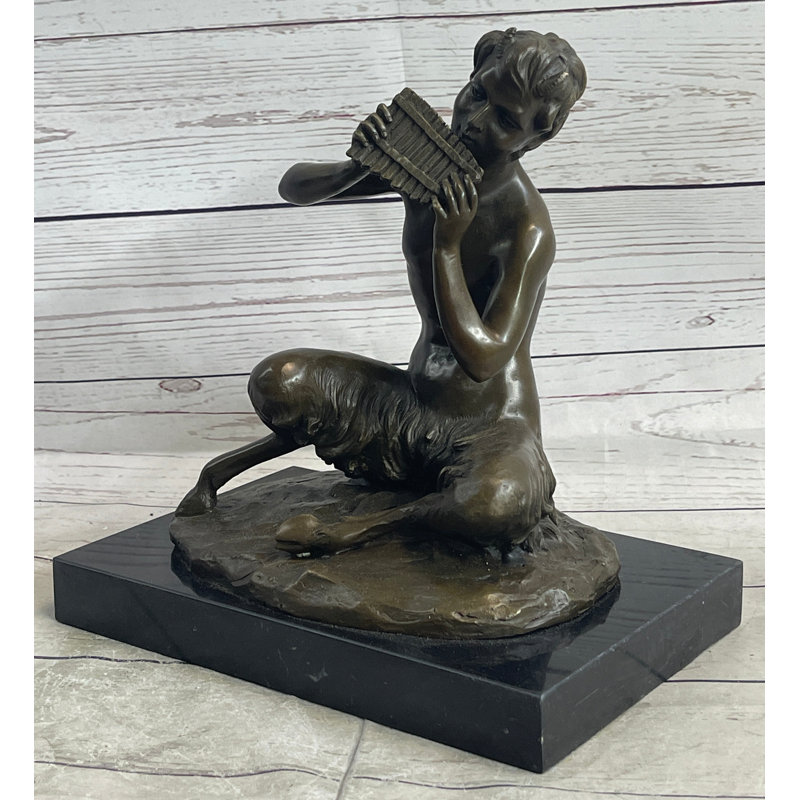 Figurines et sculptures