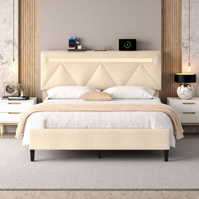 Base de lit tapissier pleine grandeur avec tête de lit - Station de charge USB / CA intégrée, éclairage d'ambiance RVB, mousse mémoire et support silencieux