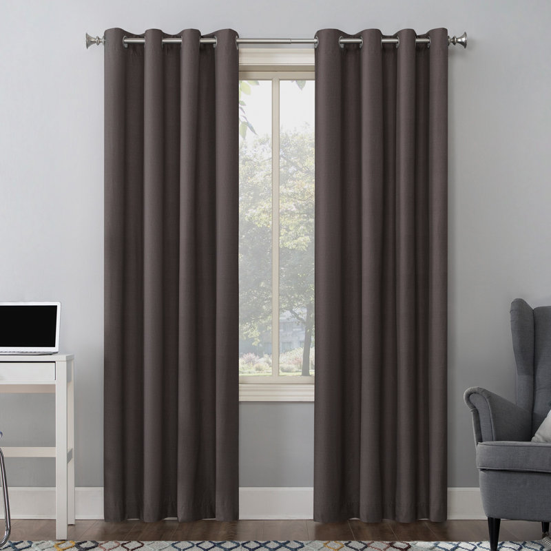  Panneau de rideau isolant 100% occultant et isolant avec œillets Cameron, L 50 po x L 95 po, Mauve figue