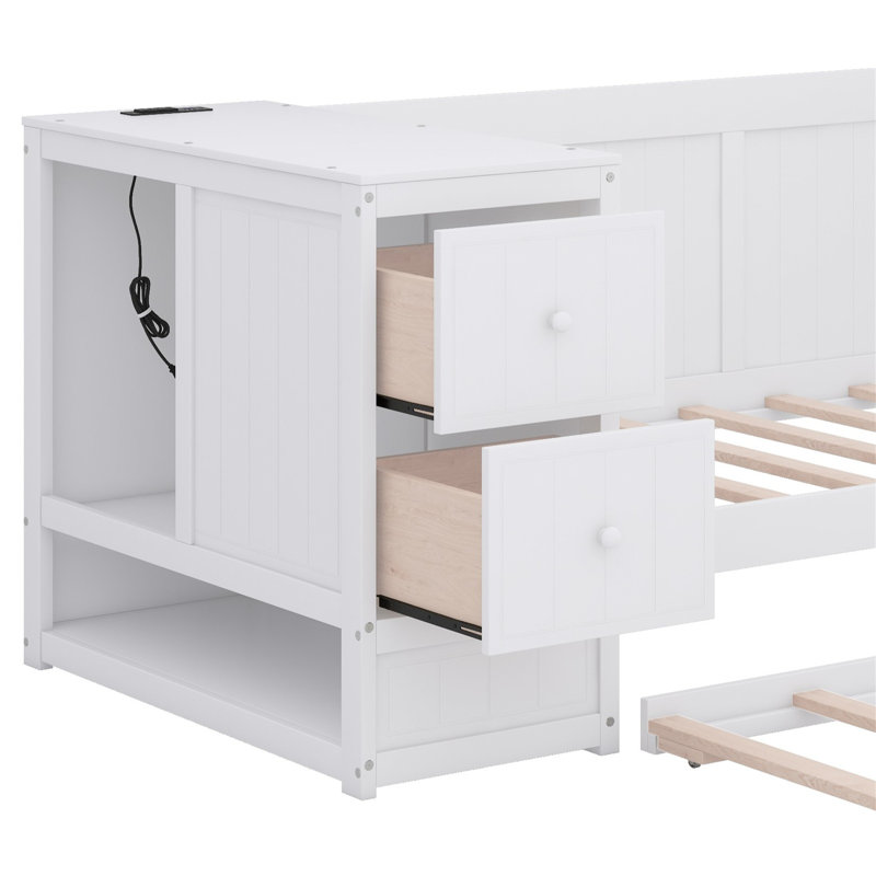 Preethika Daybed, White