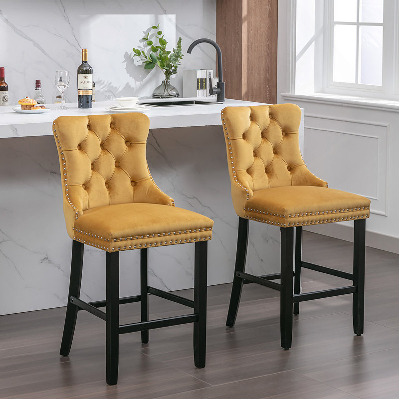 Tabourets de bar rembourrés en velours avec boutons capitonnés