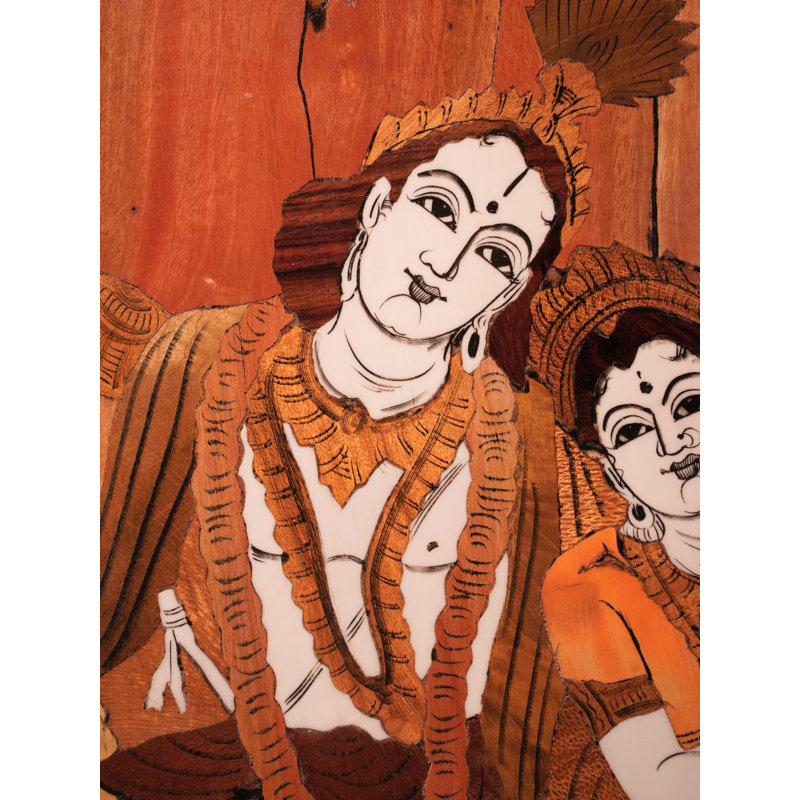 Radha Krishna de 31 pouces fabriqué à la main sur panneau de balançoire avec incrustation de moresore