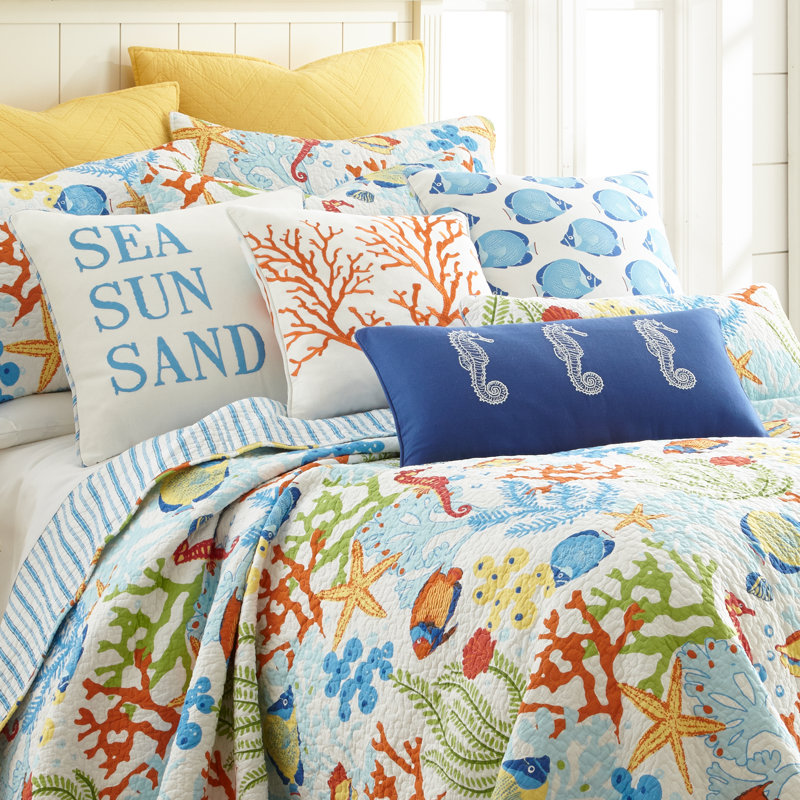 Portofino Quilt Set, King Quilt + 2 Euro Shams