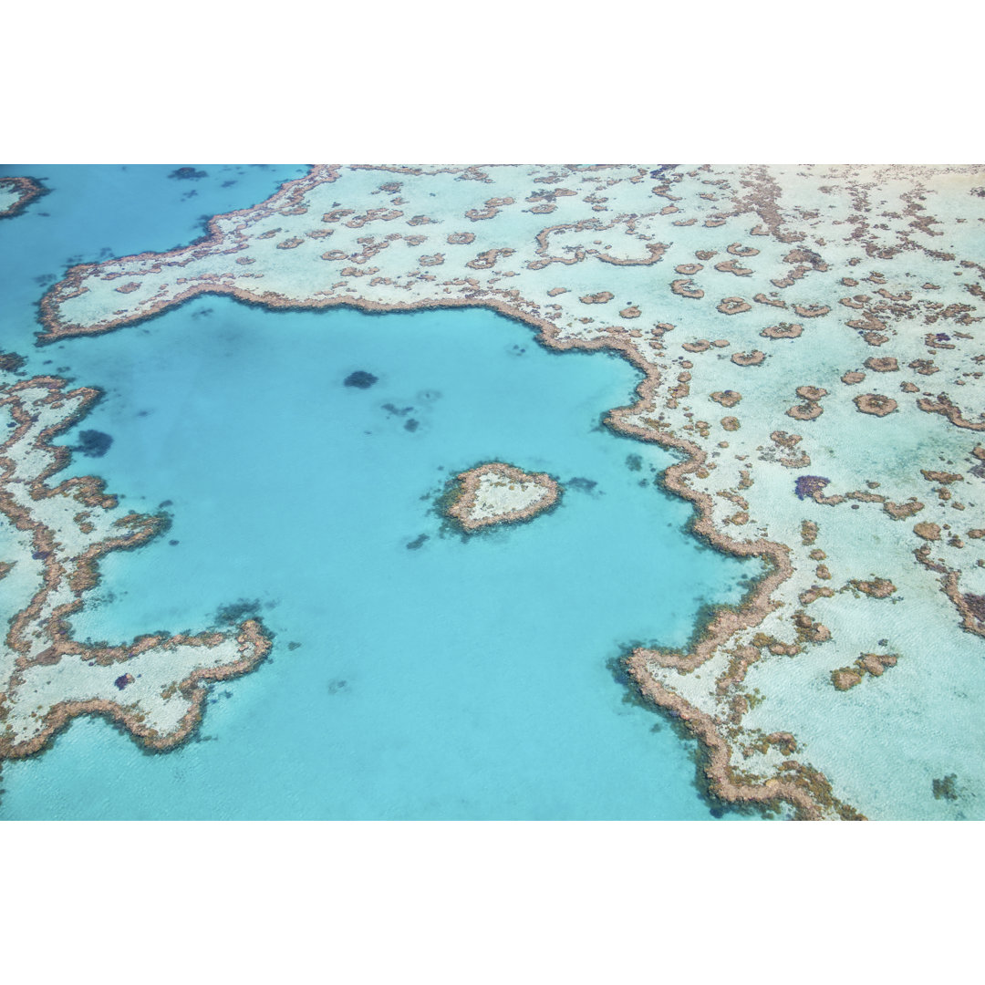 Leinwandbild Luftaufnahme des Heart Reefs