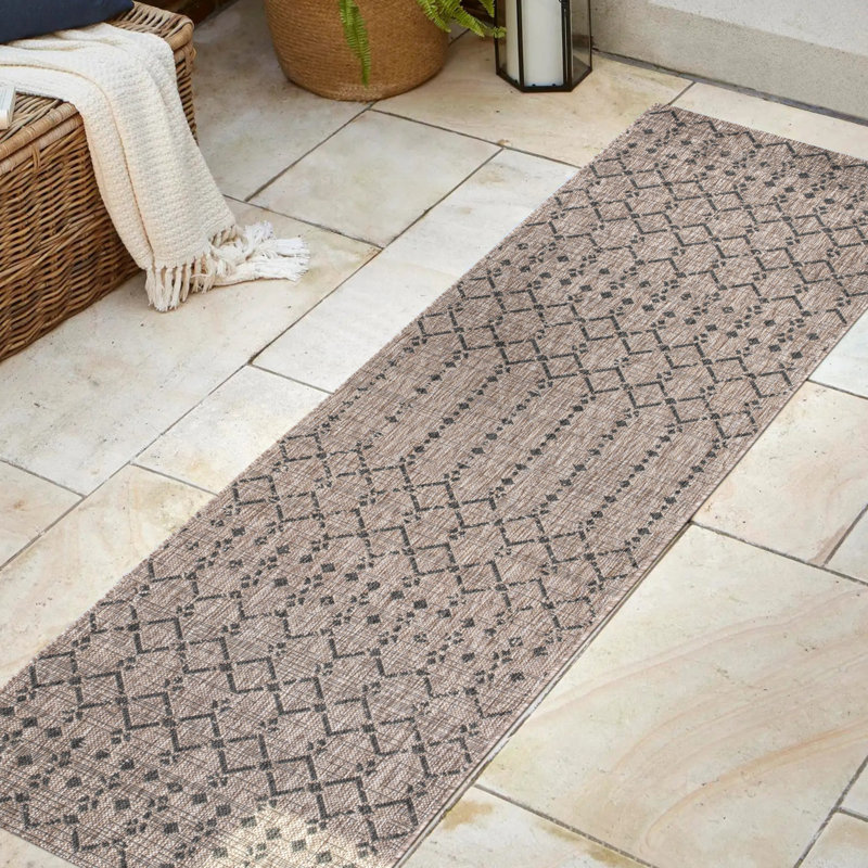 Tapis d'intérieur / extérieur Crompton, Tapis de couloir 2 pi 2 po x 8 pi, Naturel/noir