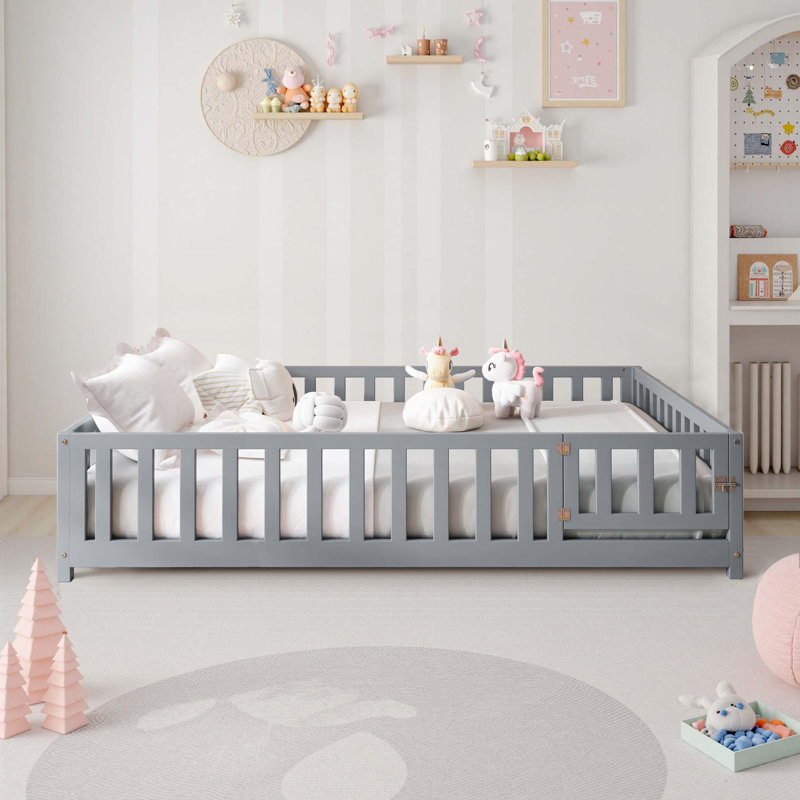 Lit plateforme pleine grandeur avec clôture et porte pour enfants, gris