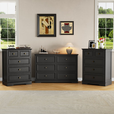 Vintage 3-Piece Bedroom Set: Fluted 6-Drawer Double Dresser and Two 5-Drawer Tall Chests (Set of 3)