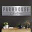Art mural en métal «Farmhouse Christmas» par Cindy Jacobs, Luxe-101680790
