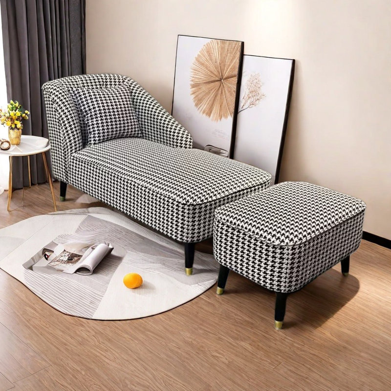 Chaise Longue - Comfort Sponge & Oak Feet