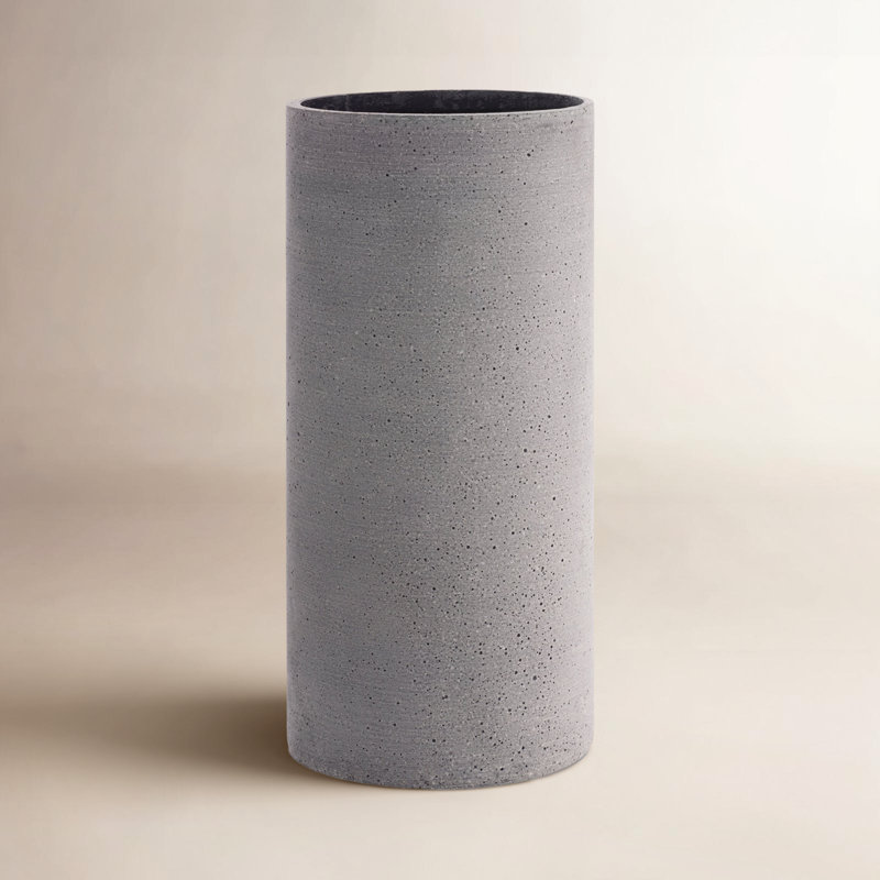 Vase de table en béton COLUNA, H 9,45 po x l 4,72 po x P 4,72 po, Allemand