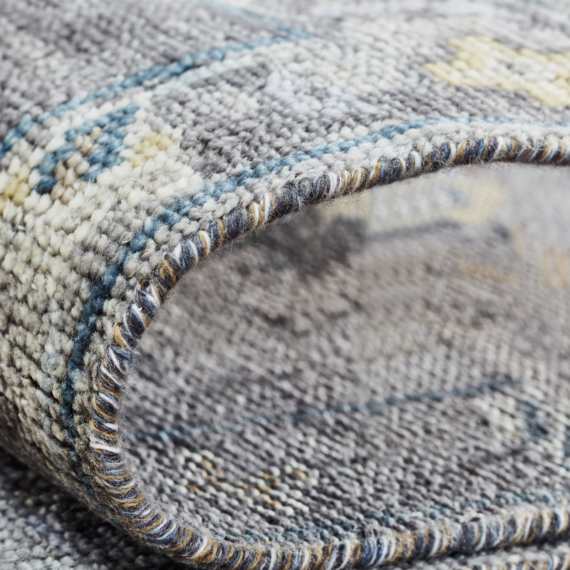 Timeless Fusion Wool Floral Area Rug in Gray, Rectangle 6' x 9'