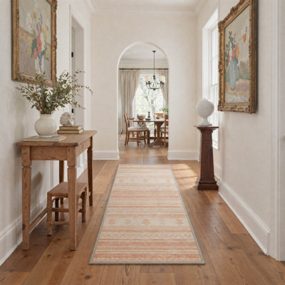 Tapis de couloir géométrique beige / rose lavable à la machine avec envers antidérapant