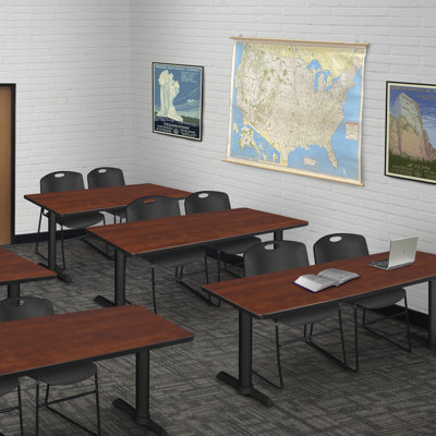 Neyland Cain T-Base training table and 2 Zeng stackable chairs