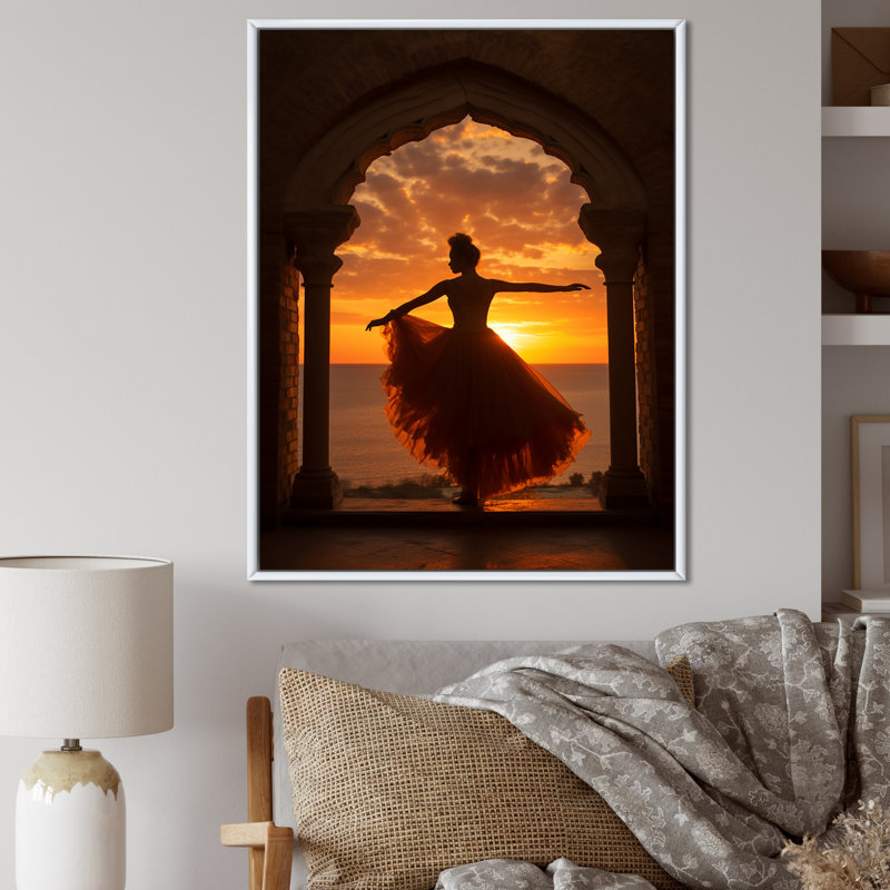«Elegant Dancing Sunset Silhouette I», reproduction sur toile, H 40 po x l 30 po x P 1,5 po, Cadre flottant blanc