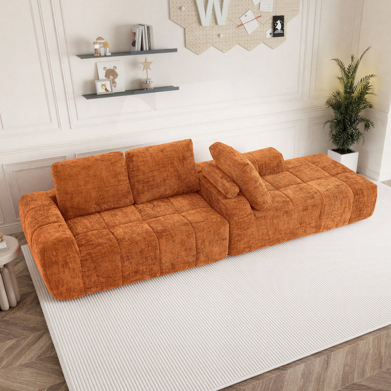 Canapé modulaire en chenille désossé de 100 po par Alfonson Burwell, Orange