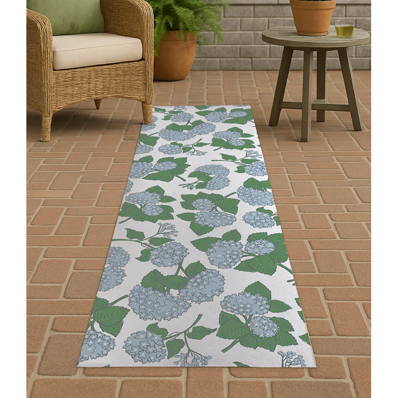 Hydrangea Non Slip Outdoor Rug, Runner 2'6" x 8'