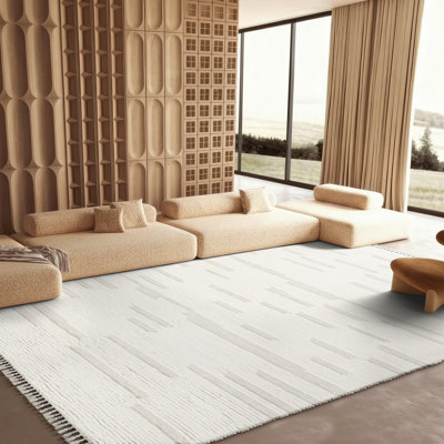 Handmade Tufted Wool Ivory Area Rug