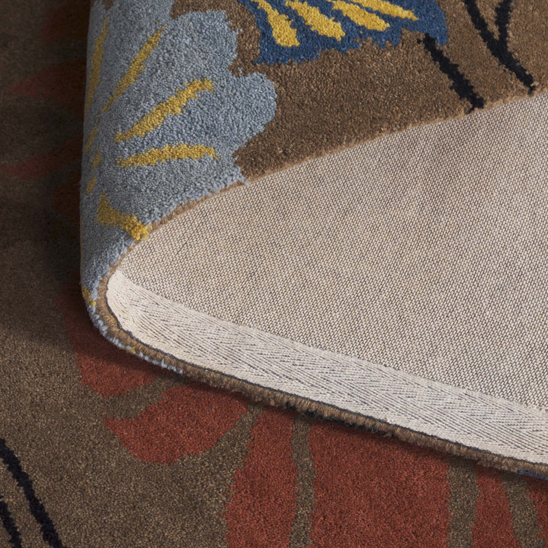 Clovill Hand Tufted Wool And Viscose Floral Rug, Rectangle 5' x 8'