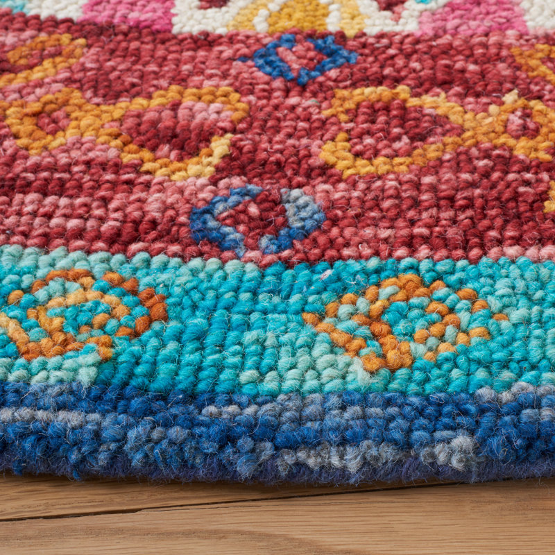 Farmingville Hand Tufted Wool/Cotton Southwestern Rug in Blue/Rust, Round 7'