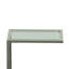 Petite table d'appoint moderne en forme de C en argent avec un design peu encombrant-26345392