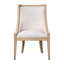 Chaise rembourrée avec garniture cloutée