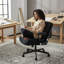 Chaise de bureau pivotante avec roulettes et base à pieds croisés, avec siège large et confortable-479831929