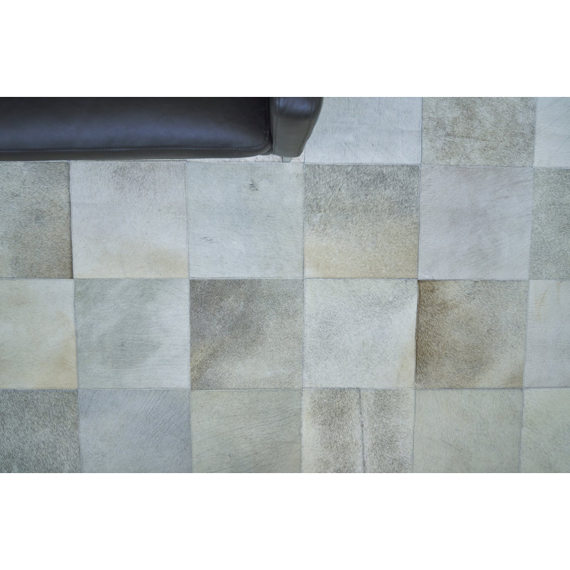 Natural Hide Cowhide Geometric Area Rug in Silver, Rectangle 8' x 11'