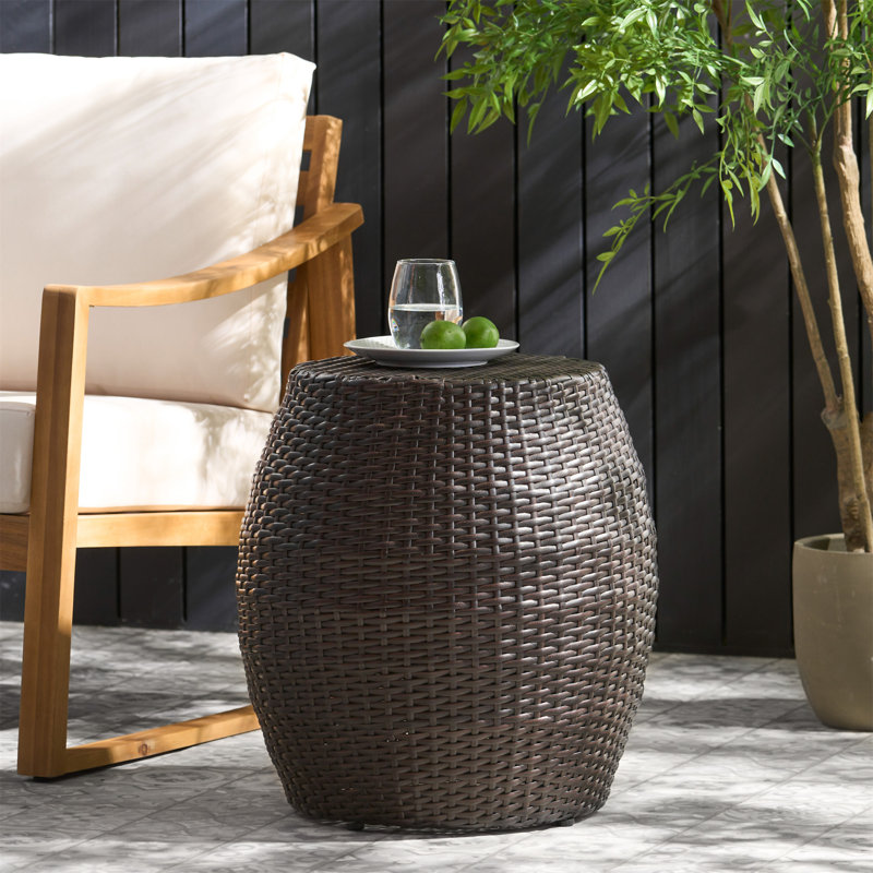 Table d'appoint d'extérieur en osier 14,00 po, Brun