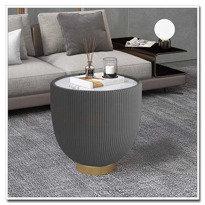 Table basse en forme de tasse