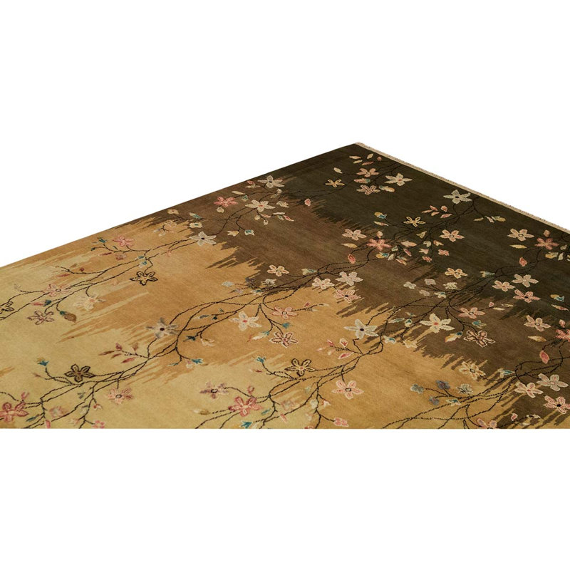 Floral Area Rug in Brown