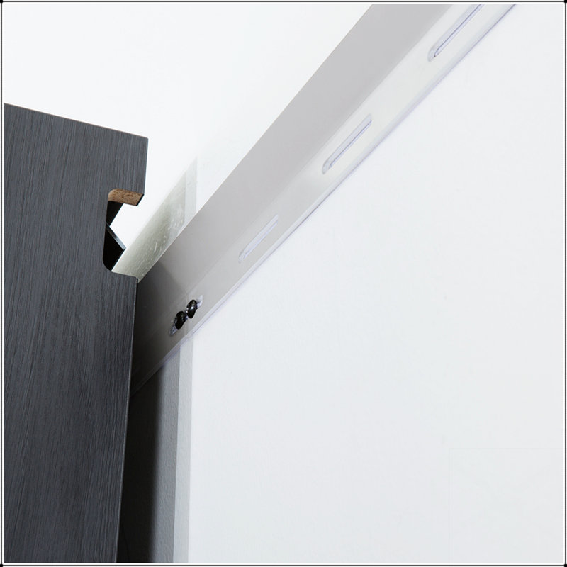Nova Series 64 po X P 72 po H 20 po D Armoire de garage gris métallique, espace de rangement durable et spacieux pour les espaces de travail organisés